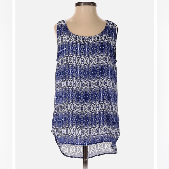 Olive & Oak blue and white lightweight polyester tank. Size M. - Picture 4 of 9